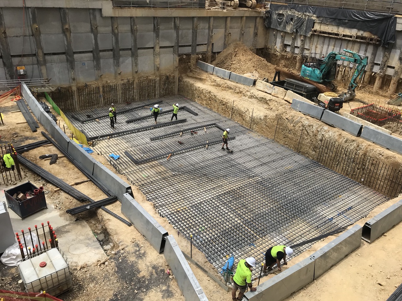 Steel Force crew on site